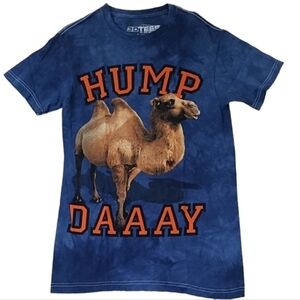 HUMP DAAAY~Men's Size S-34/36 ~Camel T-Shirt.